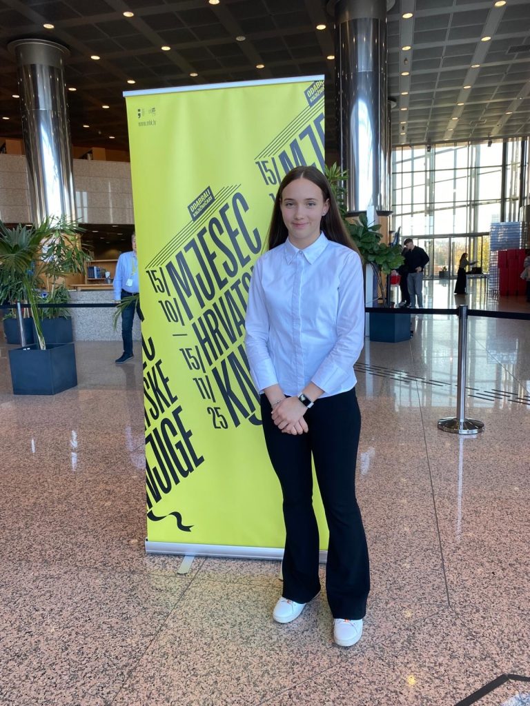 82baa16c-2bab-490f-84fc-b4463e2abc3d