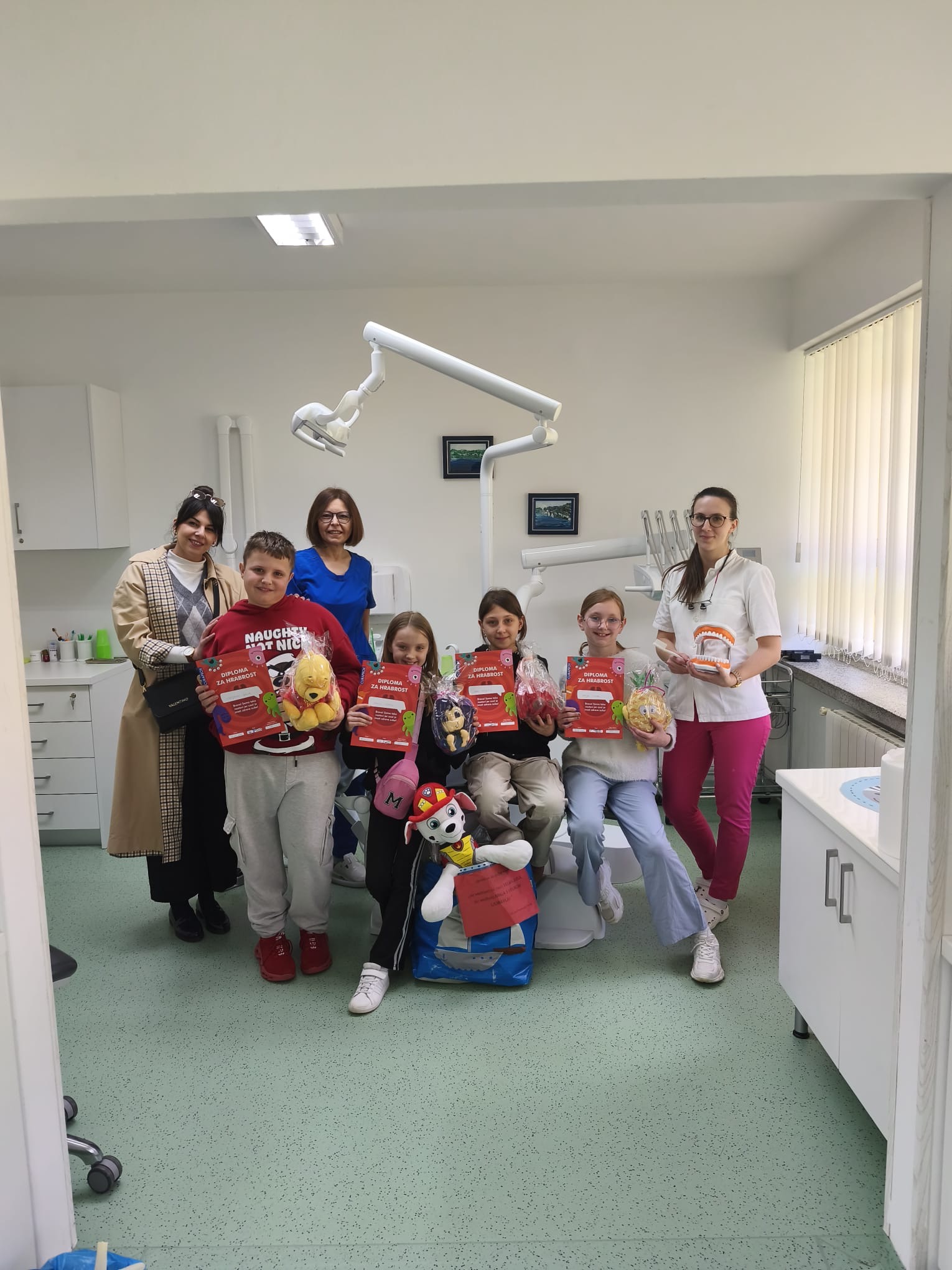 afc3c91c-8faf-41f8-b8f1-bf9a0e8f6d53